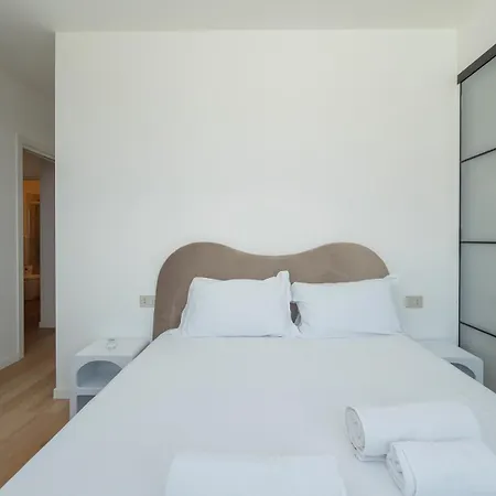 Luxury - Belcasule 7 *